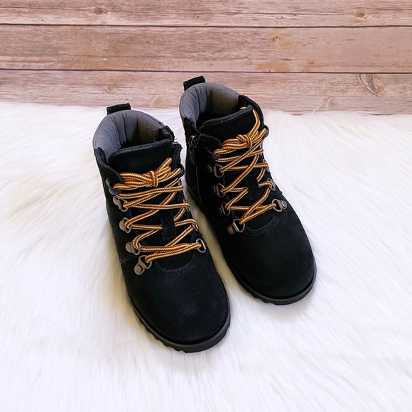 UGG Kids Hilmar CWR Waterproof Lace Up Black Suede Boots - Picture 5 of 9